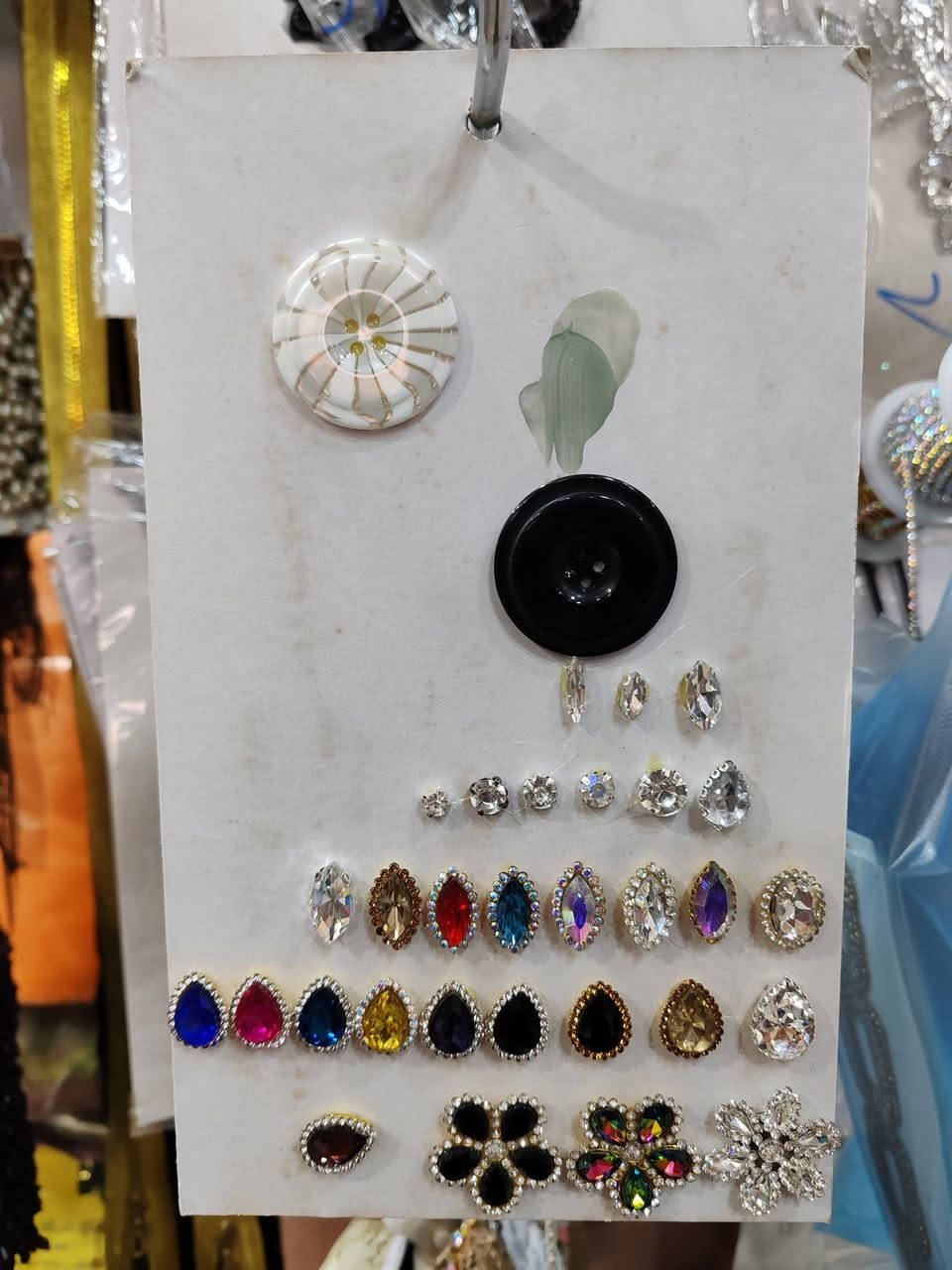 😍😍😍لوازم خياطه صلاح المرير😍😍😍
                      ❤️❤️❤️تجدون لدينا كل جديد❤️❤️❤️
                    👈🏻👈🏻👈🏻مسواك جديد كل اسبوع👉🏻👉🏻👉🏻
يتوفر لدينا توصيل جميع محافظات العراق 
العنوان:صلاح الدين/بيجي - سوق الجمله للألبسة النسائيه - المربع الاول - مقابل مجمع ابو طه - مجاور ازياء عسولة
مصطفى *********** واتساب
🌹متواجدون جميع ايام الاسبوع🌹
