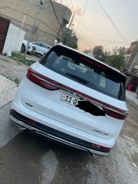 جيتور X90 بلس لون ابيض  موديل 2025 كفاله عامة  عدد الركاب ٧ فول مواصفا...