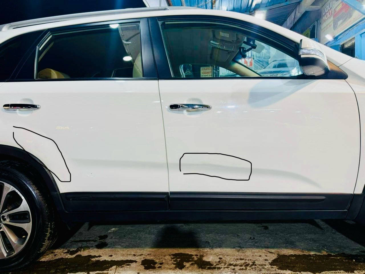 السلام عليكم
سورنتو خليجي2015
خليجي اللون ابيض 6 سلندر ماشيه 50 الف كيلو الكير والمحرك مكفولات يعني ممفتوح بيها بارد مذكور بالصور ومحدد بك لايت لد يدات ترحيب فول مواصفات ماعدا الفتحه 
السعر 200$ عنوان بغداد الدوره الميكانيك 
للاستفار الاتصال *********** واتساب
