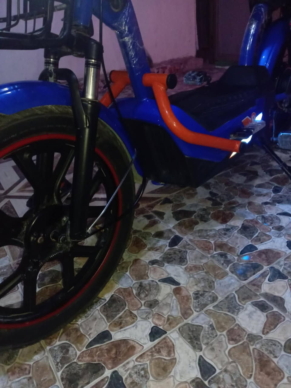 سلام عليكم
دراجه شحن للبيع حجم 20

موديل 2025 لون ازرق  شركه كوريه نيمار مستعمل قليل دراجه حلوه احلا من الصور دبلات أشاير يمنه ويسرا هورن كهربائيات كامله كلهن شقالات 5بطاريات نشره لايت بيه إنذار سرقه قاعده تليفون منفذ شحن تحويل 4 سرعه مكاني كركوك حي الزوراء 55 رقم الهاتف ***********

السعر 435الف بي مجال قليل

#رجان_الموشراي_لا_تكسر_بلسعر
