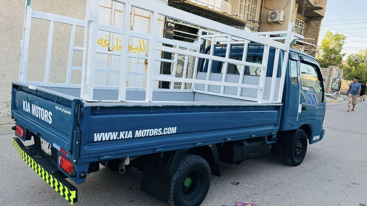 سلام عليكم...كيه البيع.....فنتيره ....مديل 2000....رقم بغداد......الماني.....سنويه مشروع وطني إلى 30.....صبق حزام الجماليه فقط بدون كص........مكينه وكير واكسن وشاصي خير من الله......تخم تاير جديد...... كهربائيات شغاله.....دواخل بالكامل حلوه......مشط وباور وصدر وحداديه كلا جديد ..... تحويل مباشر.....بدي طويل 7حلقات.....محجر حلو ....بدي جديد ....السعر 63وبيهه مجال الطيبين..... الستفسار علا رقم الهاتف ***********.....المكان بغداد مدينه الصدر
