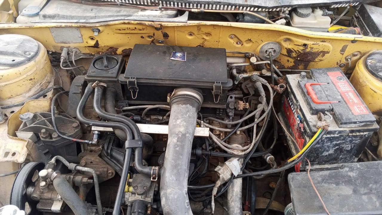 سلام عليكم سمند للبيع موديل 2011 رقم كربلاء الماني شرط التحويل فقط هيئه 200 فقط كير مكينه نضيفات سياره جاهزه سعر/20////مكان سياره بابل ***********
