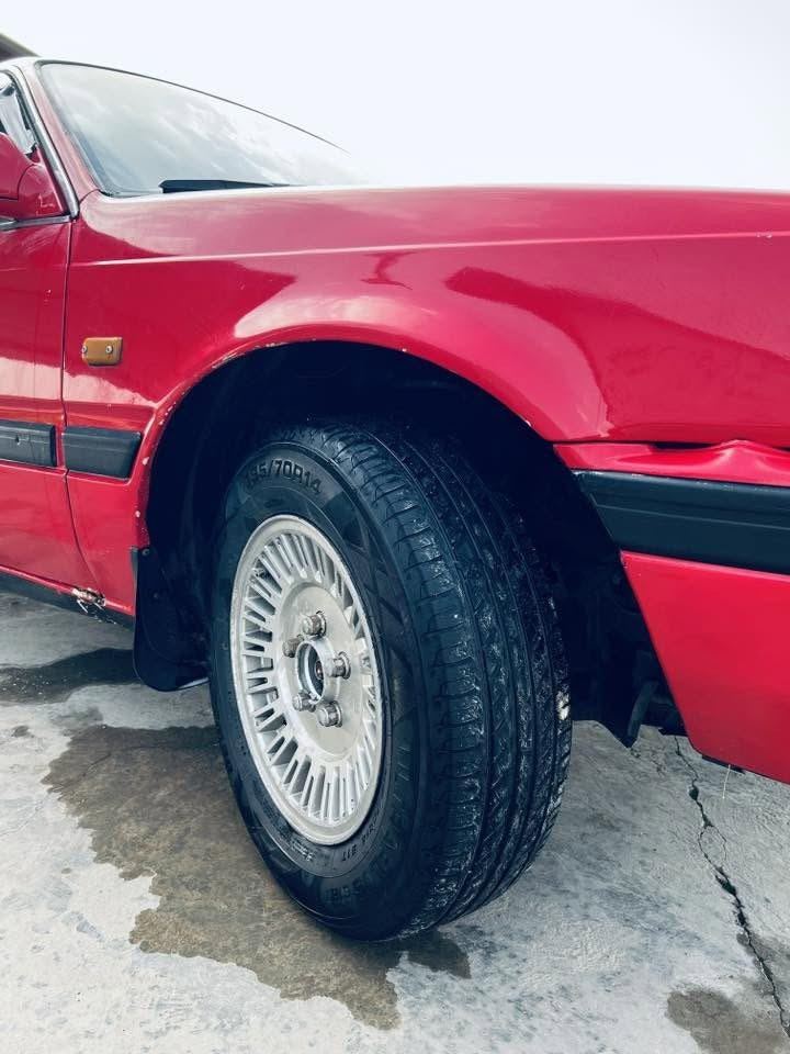 **للبيع 🚗✨**
 * **نوع السيارة:** مازدا 626
 * **الموديل:** 1989
 * **السنوية واللوحات:** جديدة لغاية 2030
 * **الملكية:** السيارة باسمي، والتحويل مباشر 
 * **الحالة العامة:** محرك وكير شرط الفحص (محرك 8 كابريتر، يعني الاقتصادية والنظيفة)
 * **الكهربائيات:** كهربائياتها كلها شغالة (ضو ناصي، عالي، إشاير، جوم... إلخ) وجاهزة تماماً
 
للتواصل والاستفسار والمعاينة، يرجى مراسلة الخاص أو الاتصال على الرقم: [***********]
