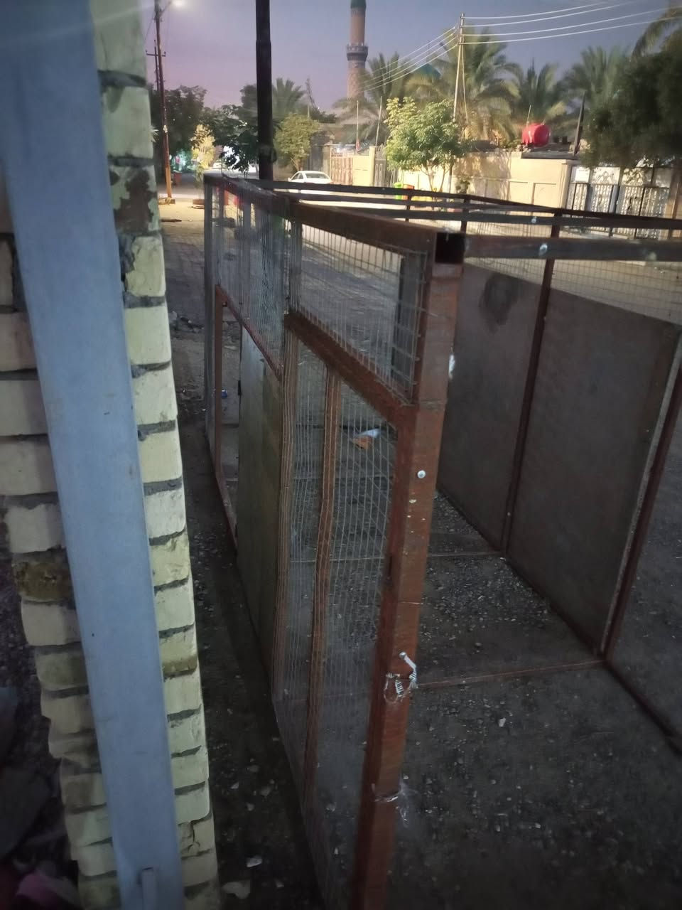 سلام عليكم
قفص 3 خانات مال مطيار بس ابيع قفص  باب من عدهن طاحت نرماته وسديته برغي طول 3 وعشر عرض متر تقريبا ورتفاع 1 ونص يرادله ترتيب قليل س 75 قفل مكان الهوير *********** واتساب
