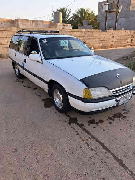 السلام عليكم اعاده النشر بسبب الوعود الكاذبه اوبل اوميكه استيشن 
رقم صلاح الدين ما اندل صاحبهه مكفوله دوله وعشاير 
كامله تشغل وتطلع 
محوره كابريته بل بانزين تنساهه 
سعرها 13 وبيها مجال قليل 
بيع او مراوس 
***********
