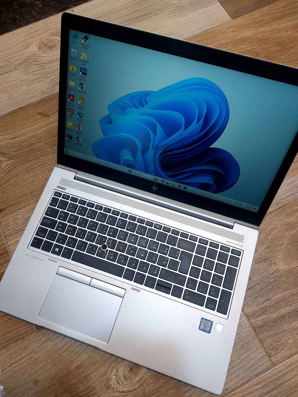 💯💯لابتوب Hp 850 elitebook غلاف معدني سوبر سلم خفيف حجم شاشة كبير 15.6 انج مناسب للدراسة والاعمال المكتبية 💯
 Hp 850 Ci5 جيل ثامن 
السعر ( 320الف_عراقي ) 
 للتواصل *********** يوجد اسعار خاصة للمكاتب توصيل لجميع محافظات العراق 
العنوان بغداد شارع الصناعة مجمع الرياش مكتب اليسر 
……………………
✓ المعالج Core i5-8200U جيل ثامن 
✓ ذاكرة الوصول العشوائي (الرام) 8GB 
✓ التخزين( الهارد) 256GB SSD 
✓كارت شاشة انتل داخلي  4GB 
✓ مقاس الشاشة 15.6 انج 
 FHD 1920x1080 دقة عالية 
✓ كيبورد  عربي انكليزي  
…………………………………
