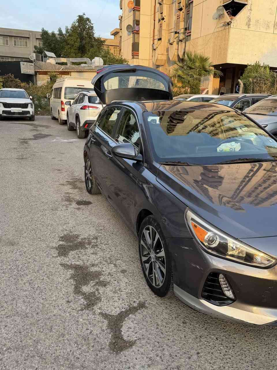 السلام عليكم 
سيارة هونداي النترا (GT)(هانج باك) للبيع موديل 2018 وارد امريكي

المحرك 4 سلندر (2.0) GDI

الدفع امامي

السيارة ماشية 66336 يعني (106 الف كيلو )

الكير والمحرك ما شاء الله فول 

والسيارة مسويلها سونار كلشي بي  راح اخليها با الصور 

السيارة سعرها 122 وبيها مجال ان شاء الله 

العنوان :بغداد

للاستفسار :***********
