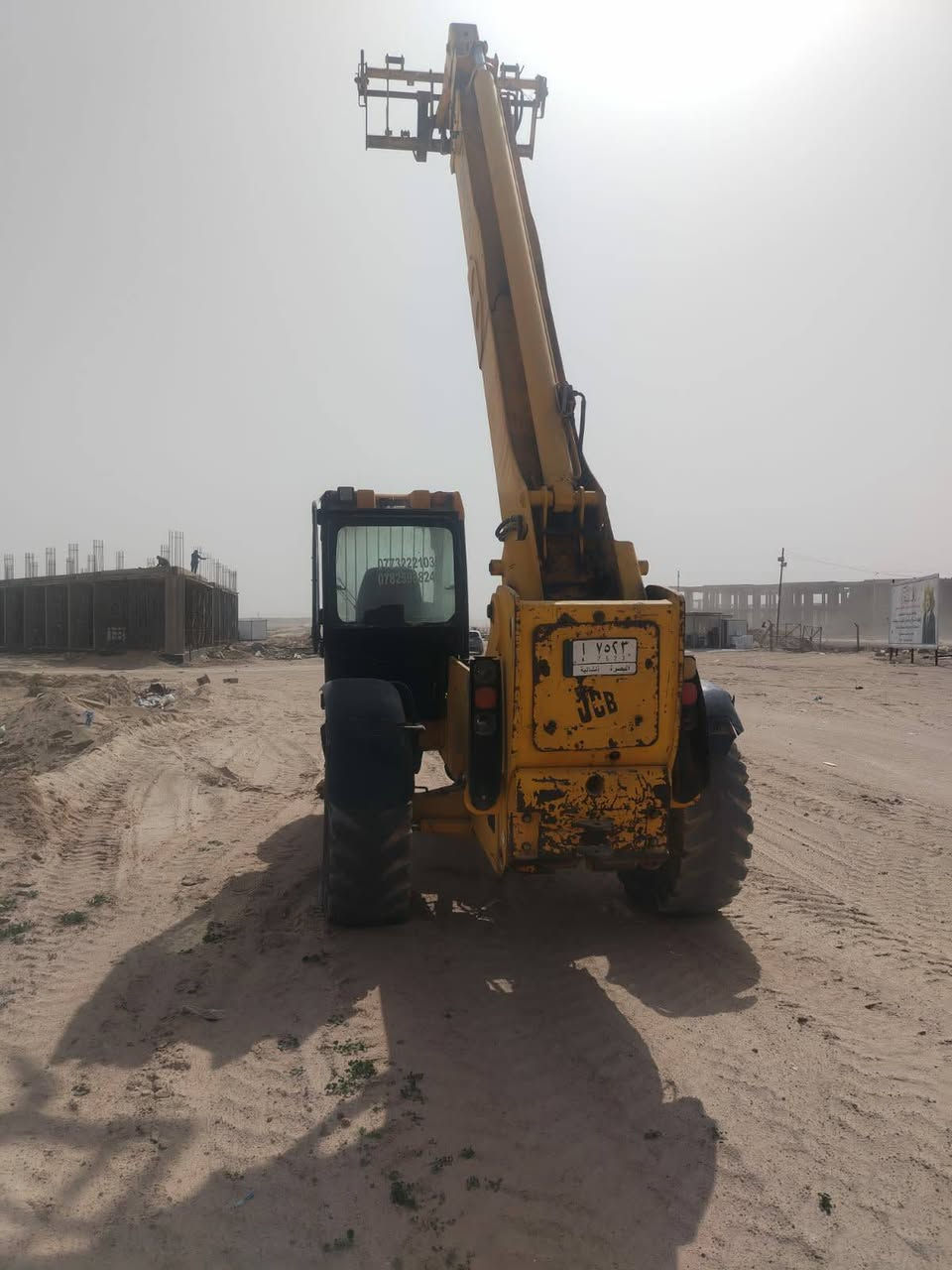 سلام عليكم ١٤ متر للبيع ***********
