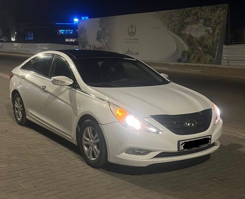 سلام عليكم

سوناتا مديل 2014 اصل

 سياره شرط كارتون بعده بريحت شريكه

 ادوات ادوات 

كصه جنطه دخول جديد  سياره جديده كلش احله من صور جاهزه

 من كلشي مكينه كير كفاله 

تبريد ثلج حداده

تايرات جدد مكينه 2000  دوش بانزين بانزين اصل

  لد امامي دواخله زيرو

  متوم شمالي نكليزي 

هاتف ***********

مكان بصره

