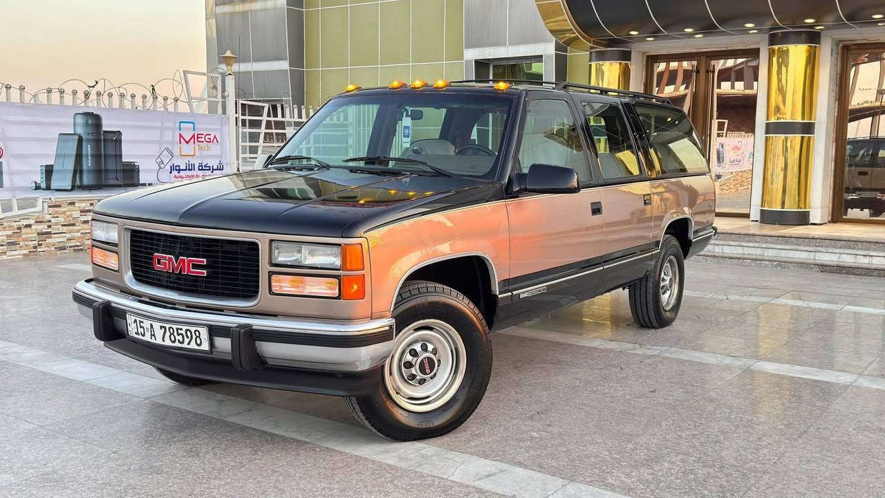 ﷽
‏‎ماشاءالله تبارك الرحمن 

‏‎سلام عليكم
هاي السياره فقط ليدور جديد ومميز 
 للبيع بهبهاني جمس موديل 1994  رقم الانبار انكليزي بسمي تحويل ثاني يوم.مكينه .454.كير 1000. تبريد  3  قطع ثلج  سياره ماشيه 185 الف حقيقي مكفوله كفاله عامه من الصبغ والضربه والتبديل والكص السياره على وضع الشركه سبير الشركه مانزل  كتلوكات الشركه  موجود حداده جديد تخم تاير برجستون جديده جاهزه مابيها نقص برغي 
 وبا العافيه  لتكون من نصيبه مكان السياره البصره اي ستفسار ***********  اخوان الشراي يتصل ويعرف السعر مامتواجد على الفيس 

‭
