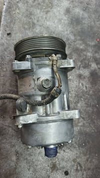 كمبريسر سمند تاخذه شرط الشغل وعلى الفحص المكان بغداد السعر 80  0771940...