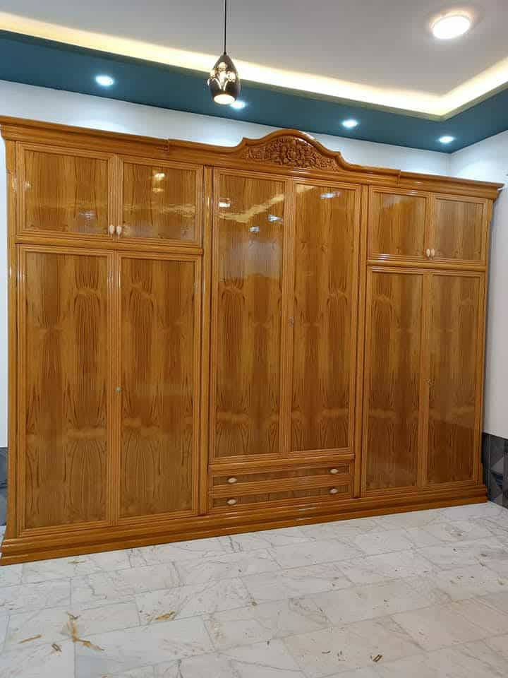 السلام عليكم نجار موبليات اشد انواع الغرف الاخشاب وانواع البيبان الاخشاب هو اصبغ جميع الالوان شغل درجه اولى عنوان البصره ***********
