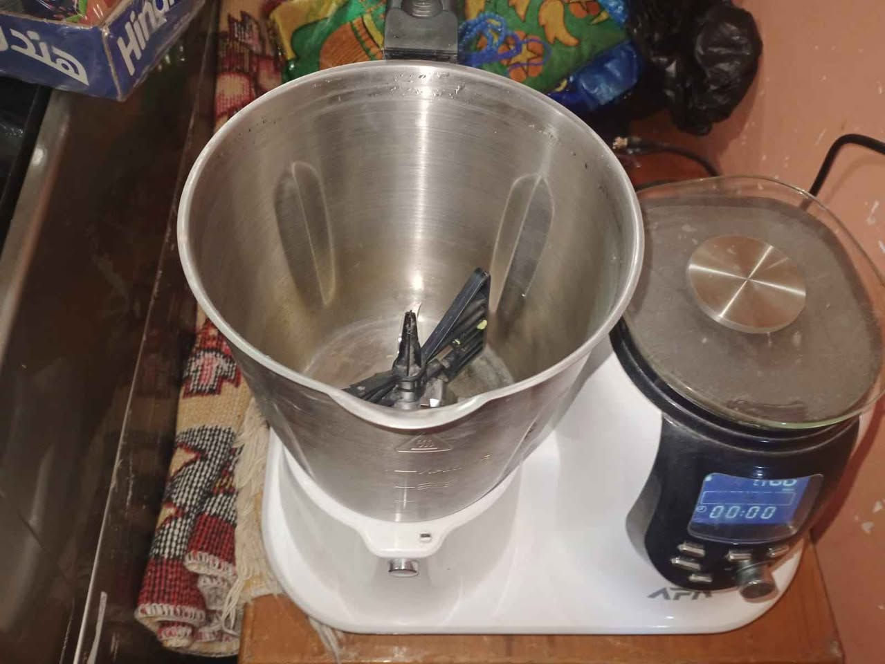 للبيع غراض منزليه كويتيه نظيفه جدآ طباخ منظدي مشاعل من شركة نوال مع الكاونتر طباخ 5 عيون كويتي نظيف حته الفرن نظيف جدآ مع ذالك اواحد يريده اودي صيانه ثرامة لحم فولاذيه بل كامل محضره طعام يعني تطبخ بيه مع كبان قياس وزن الطعام اهل الدايت تفيدكم  جهاز فراشه بناء صدر نظيف كويتي 
للاستفسار *********** البصرة, العراق
