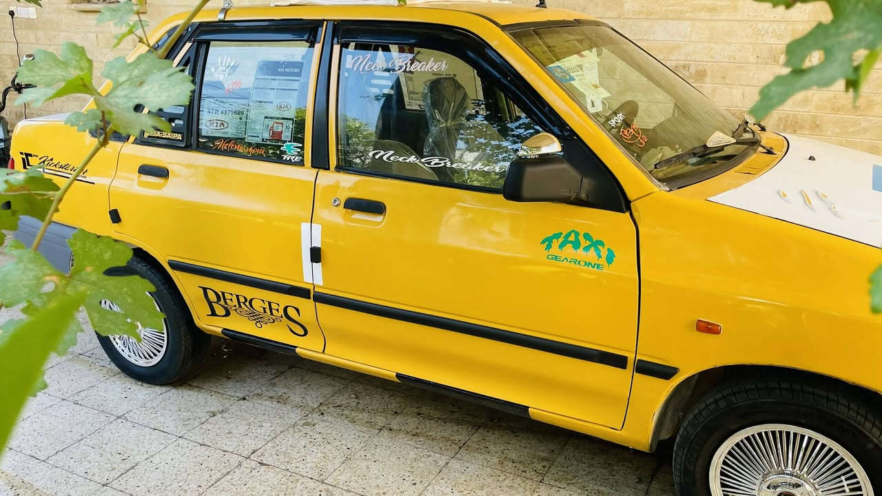 سايبا 2011
سنويا نهايه 26 مشروع وطني
كابون بانزين الكتروني بيها 
شرط وكاله وتحويل من الشرعي
كير محرك شرط
شواصي جدد
تبريد ثلج 🥶
سياره جديد اي نقص مابيها
سعر 25 وبيها مجال حك الجيه
***********
