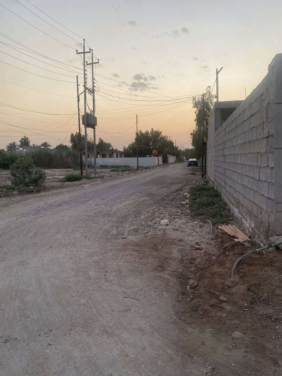 السلام عليكم قطعه ارض للبيع سند 117 بصف بيت ركن مساحه 90 متر واجه 5 متر نزال 18 متر منطقه سكنيه كامله من جميع الخدمات ماء كهرباء مجاري إنترنيت الشارع عرض 12 متر منطقه هادئه جداً عنوان الاصلاح خلف حسينيه الرسول الاكرم

اني مسول عل نشر فقط للاستفسار الاتصال على الرقم الخاص ***********
