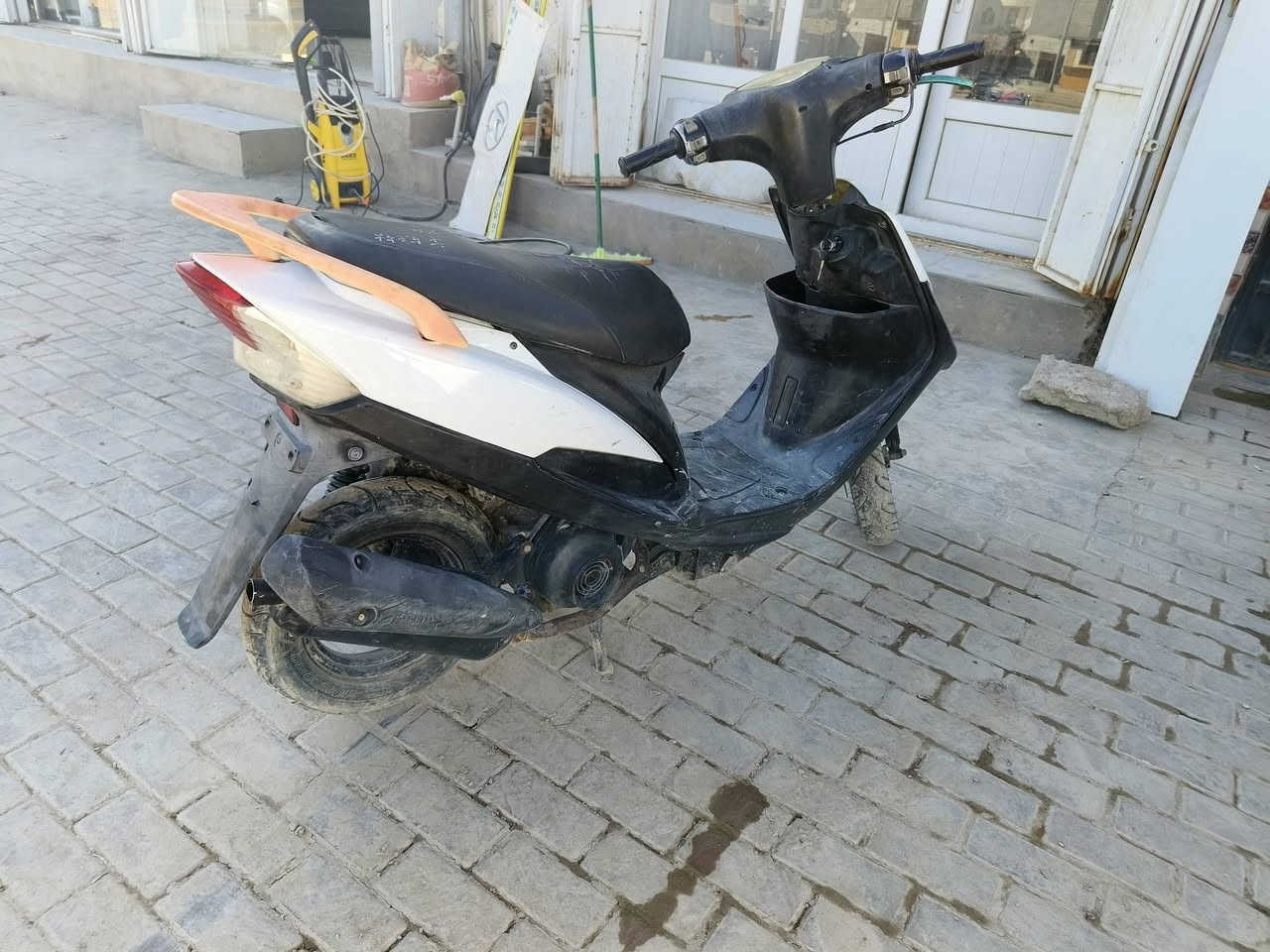 دراجه ماكس عدله  للبيع  دراجه نشاط ماشاء الله اتشك الكاع بوشه 55 صلنصه fm رياضيه تايرات جدد دبلات جدد  السعر 
320وبيها مجال للطيبين  عنوانه حولي الخضراء مقابيل المدرسه الصينيه  
***********
