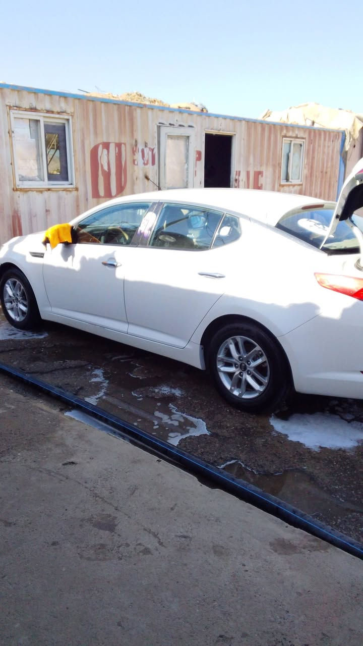 السلام عليكم ورحمه الله وبركاته كيه اوبتيما 13 خليجي سياره 2400خير دخم تاير رقم بغداد ***********
