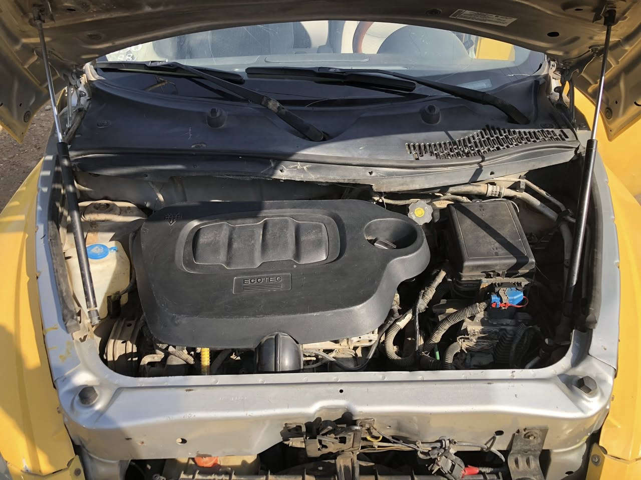 للبيع H H R مديل 2008
مكينه اربعه سلندر/ السياره وارد امريكي مواصفات كلش حلوه مال جني مال شغل 
السياره بلاديه مكينه وكير جدد 
تبريد شغال ثلج 
كهربايات كلهة شغاله 
سنتر لوك ريمونت 
كشنات كهرباء 
تخم تايرات جدد 
مصفره هيئه + غرامات 
مكاني بغداد / السعر 50 ورقه 
***********
