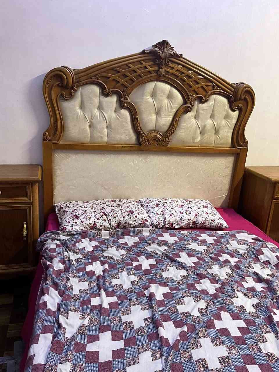 غرفة نوم عراقيه صاج كامله للبيع نظيفة جدا
مكاني بغداد 
الرقم ***********
