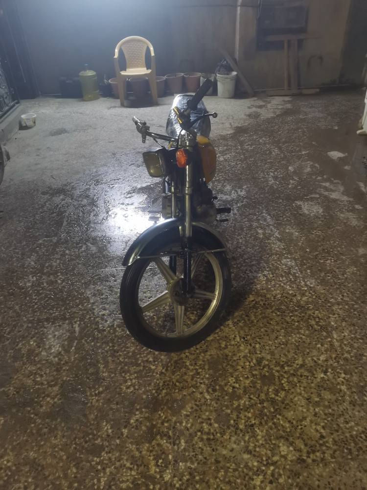 دراجه يراني حربيه سيفان خمسه كير موديل2020 مكينه ناعمه لاتبخير ولاتنقيص لانضوح شلعه تخبل دبلات شغاله امامي خلفي ضفير كامله مكان بغداد البياع سعر 280 بيه مجال رقمي ***********
