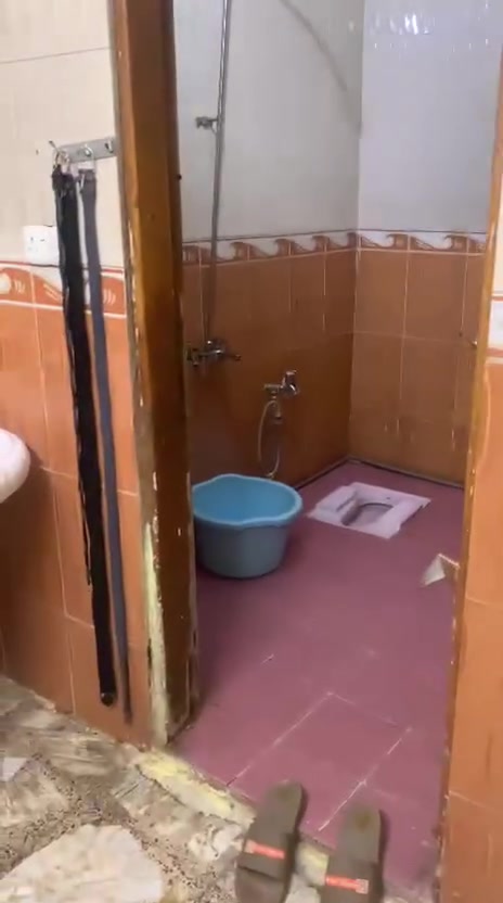 بيت مساحة ١٤٠ متر واجهة ٥ الا ونزال ٣٠ بناء ألفينات
بلديات شارع الكنيسة

 منطقة هادئة جداً وخدمات  طابو صرف المتر ينباع ب3ملاين 

تفاصيل البيت 

طابقين الاول استقبال ومطبخ وصالة وغرفة وخدمات وكراج يتسع سيارة 

والطابق الثاني غرفتين وصالة وصحيات وبيتونة جبيرة  +سطحي

 والاستفسار اكثر الاتصال على الرقم ***********

مستعجل ع بيعه @الكل

