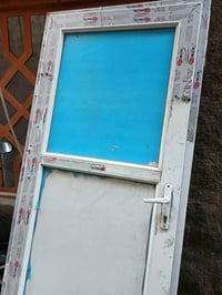 باب للبيع • ديكور منزلي