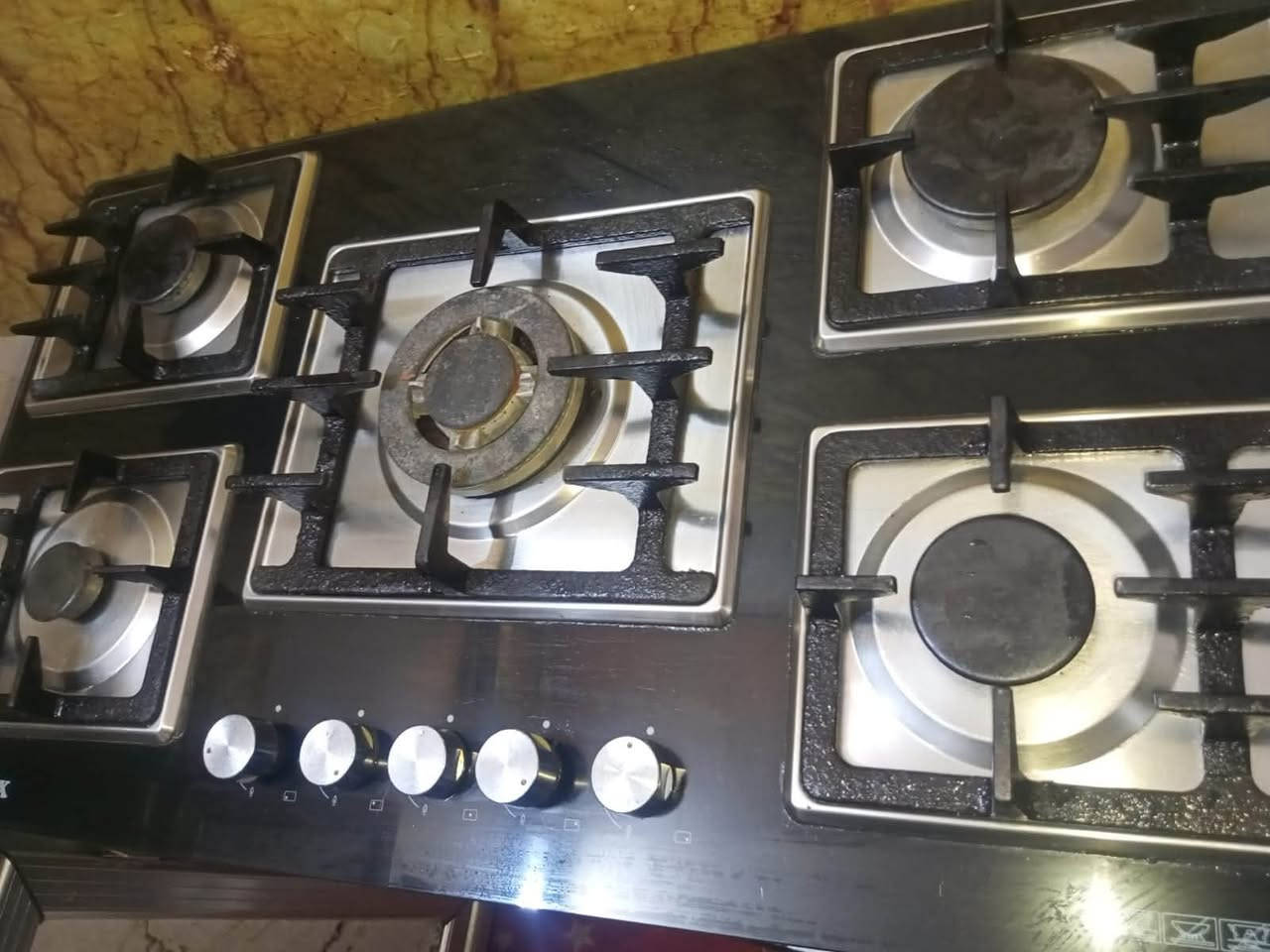 طباخ منضدي للبيع ب٦٠ وبي مجال بسيط المكان الحسينيه يم الجسر


**إذا كنت صاحب هذا الإعلان وتريد حذفه لأي سبب، رجاءا أرسل رسالة إلى الدعم الفني**