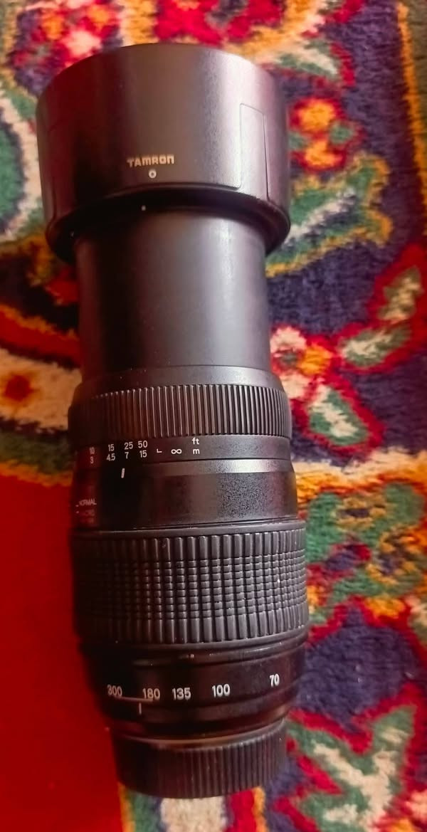 كامره نيكون 5300 ✅
عدسه رياضيه 300-70 ✅
عدسه 18-55 ✅
عدسة ١٤٠.      ✅️
درع جلاتني اصفر ✅️
هود و رام 32 ✅
شاحنه وحزام كتف ✅
الكامره جاهزه للتصوير ✅ 
السعر 500 بيع مجال


**إذا كنت صاحب هذا الإعلان وتريد حذفه لأي سبب، رجاءا أرسل رسالة إلى الدعم الفني**