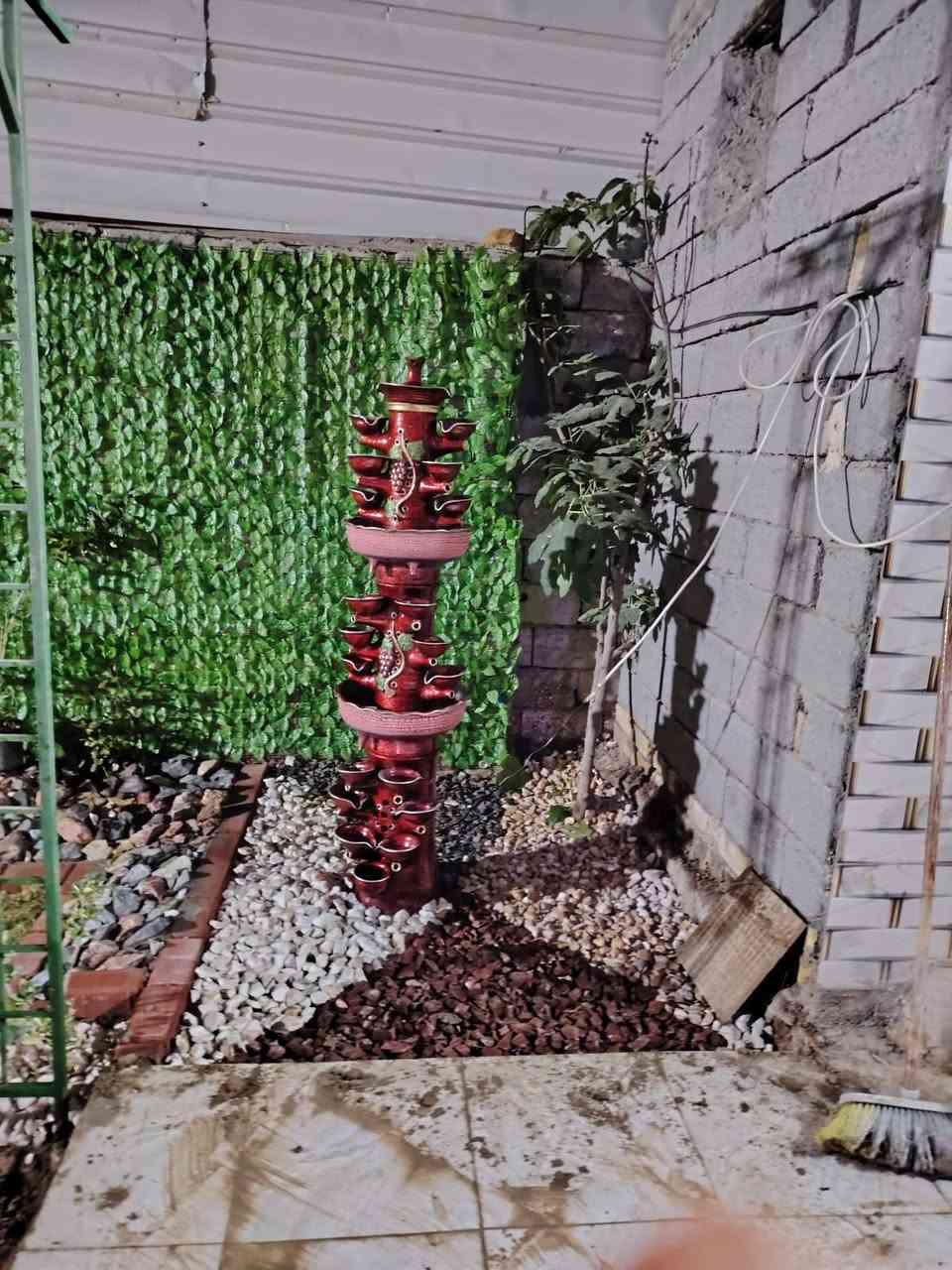 •اللّـہ̣̥ مصلي عله محمد والي محمد رجعنه وياكم بتصميم الحدايق وتجهيز المزارع بحداث الديكورات وايظن عمل الشوايات بشكال وحجام الاستفسار الاتصال عله الرقم ‏‪0786 838 9957‬‏
