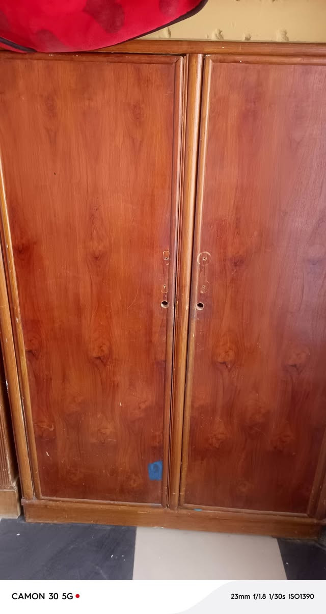 غرفه تزكام 650
كنتور باب 2 على 130
نطيفت خشب ثكيل
الديونيه الخصيمه


**إذا كنت صاحب هذا الإعلان وتريد حذفه لأي سبب، رجاءا أرسل رسالة إلى الدعم الفني**