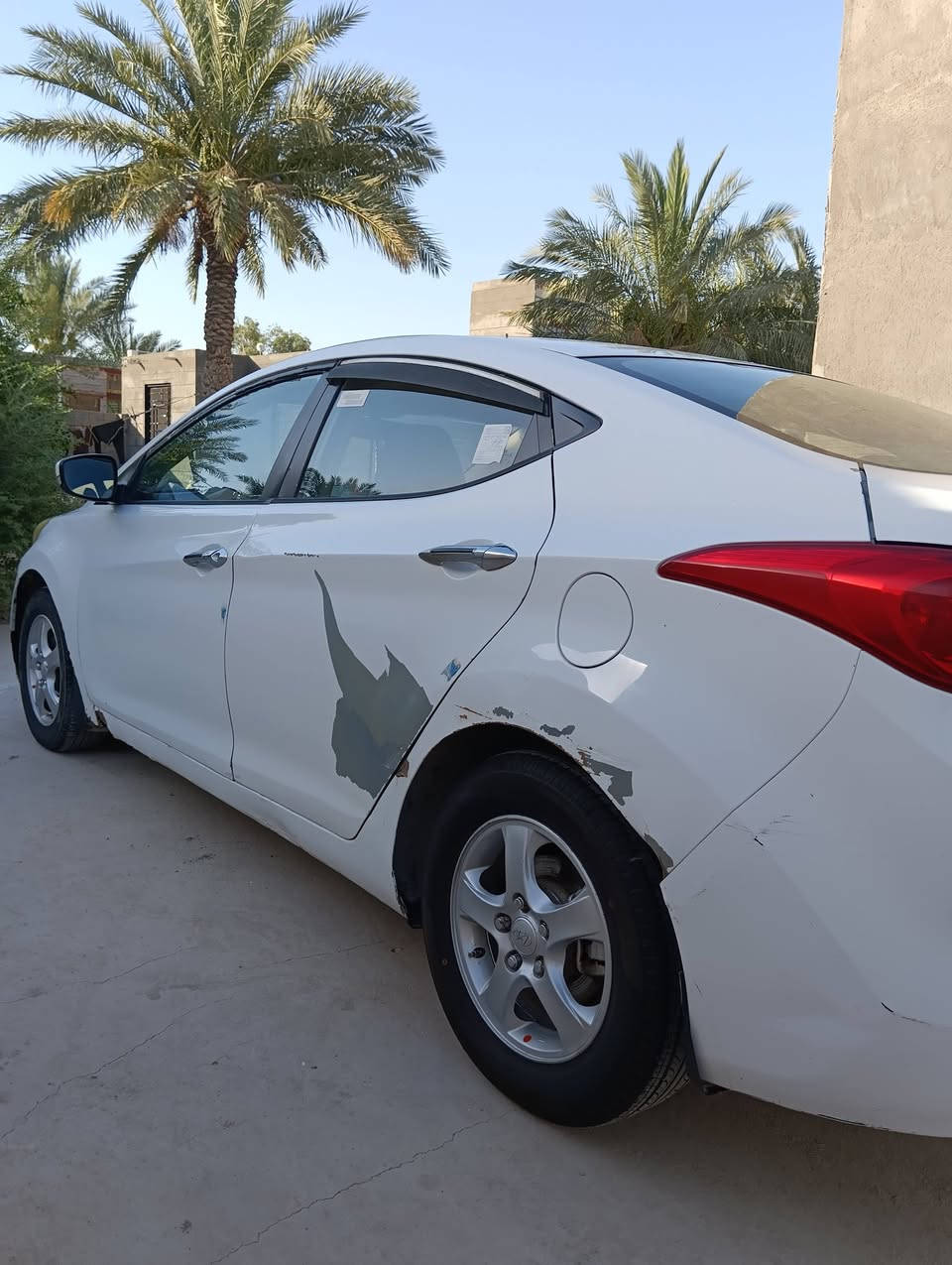 النترا ١٣خليجي كير مكينه ١٨٠٠ دوش حداديه تخم تاير السياره باسمي بيها باب الخلفي تعمير  وتكشير بصبغتها كدام العين سعرها ٩٧ وبيها مجال ***********
