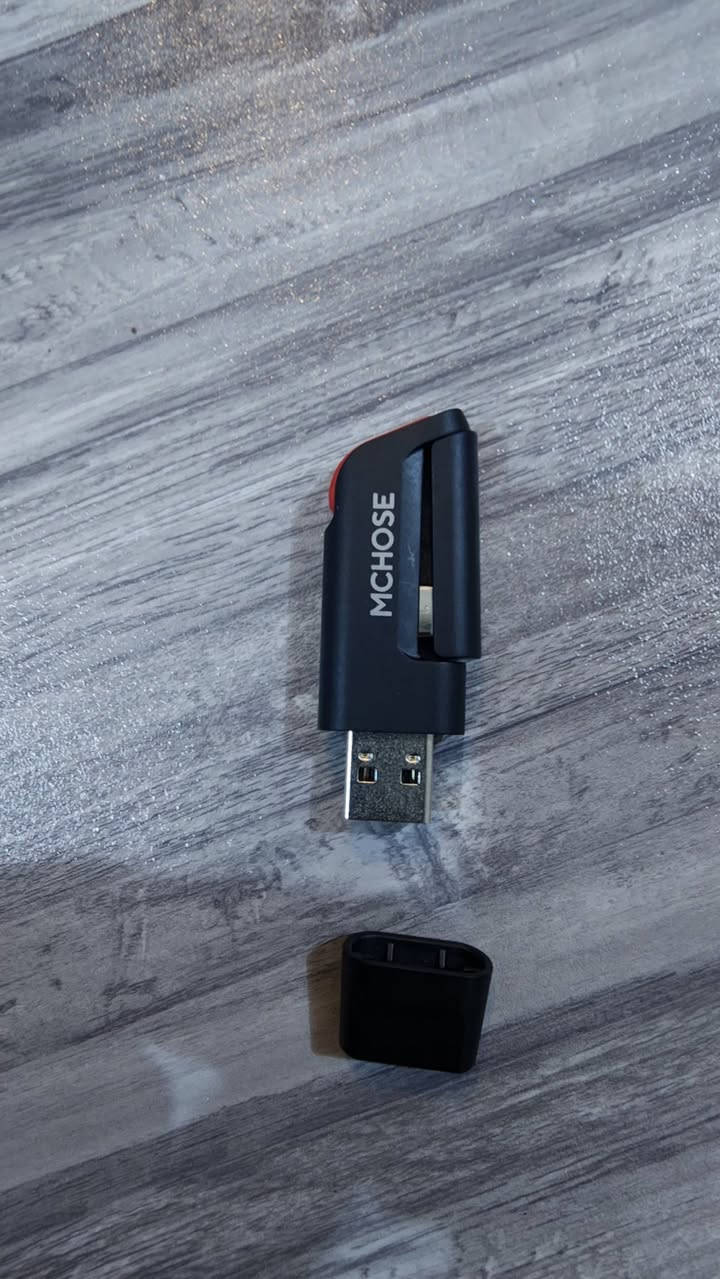 هاي الجميله MCHOSE V9 Pro للبيع سماعه الشعب لوك الشركه دنكل 2.4hz وبلوتوث وواير تستمر حتى 250 ساعة 
بسعر 50 الف ❤️🌹


**إذا كنت صاحب هذا الإعلان وتريد حذفه لأي سبب، رجاءا أرسل رسالة إلى الدعم الفني**