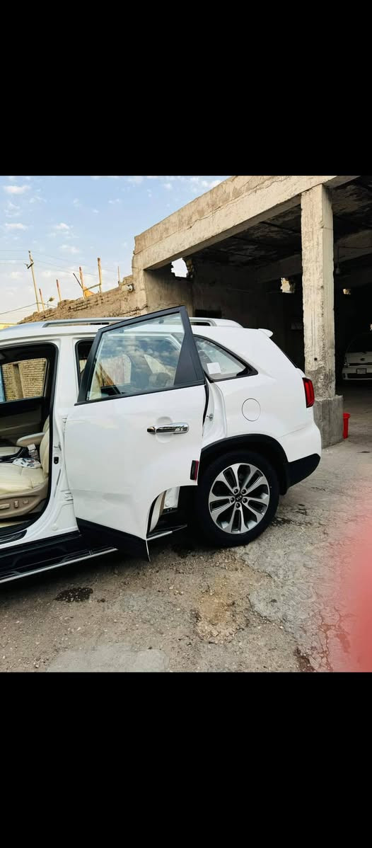 السلام عليكم
للبيع 
سورنتو 2014 خليجي 
مكينه 2.400  4 سلندر 
ماشيه 143 
السيارة مكفولة كفالة عامة عدة بارد اقل الشبر   (( رقم بابل انكليزي باسمي تحويل ثاني يوم ))
العنوان:- كربلاء  
السعر :- 162  
الرقم:- *********** كربلاء, العراق
