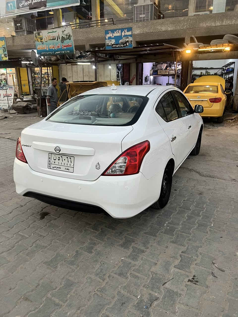 السلام عليكم 
للبيع نيسان سني هندي بليته زركه موديل 2020
ماشيه 130 بيهة نص جاملغ خلفي صبغ فقط بدون دواخل ابد وبيهة شويه بل باب بارد السياره حلوه ونضيفه عله ايدي من الزيرو محرك كير تبريد كفاله شركه سياره مدوشمه وجاهزه وشاشه اندويد جبيره تخم تاير جديد سياره مناقصهة شي السعر 117 وبيهة مجال باسمي تحويل مباشر عنواني بغداد الغزاليه
***********
