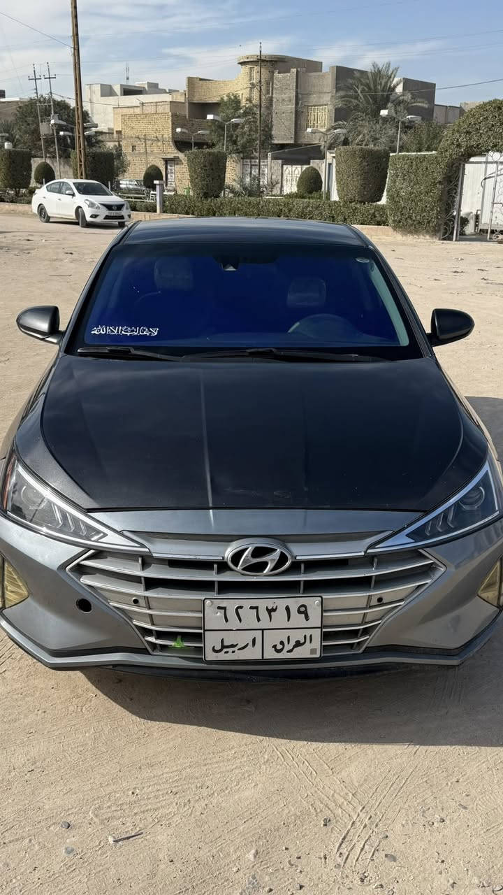 سلام عليكم انتره مديل 20رقم اربيل نهايت 26تنتهي سنويه حادثها جاملق و بنيد و بيها بكانات بردات وفحصها موجود  سياره ما ناقصه اي شي سعر 115وبيها مجال 
***********
