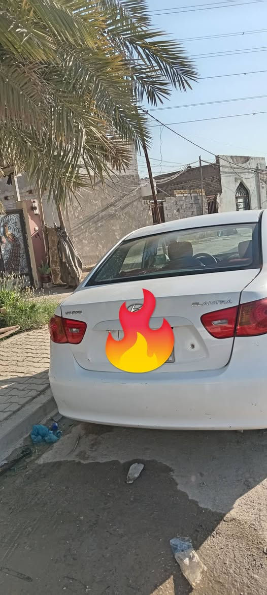 النترا هوانداي مديل ٩
مكينه وكير مكفولات  محرك ١٦٠٠ دكشن عالي اربع دسك  بيه ٣ قطع  شاشه   رقم اربيل السعر ٩٥ او بيها مجال  رقمي *********** مكان السيار كوفه حي ميسان
