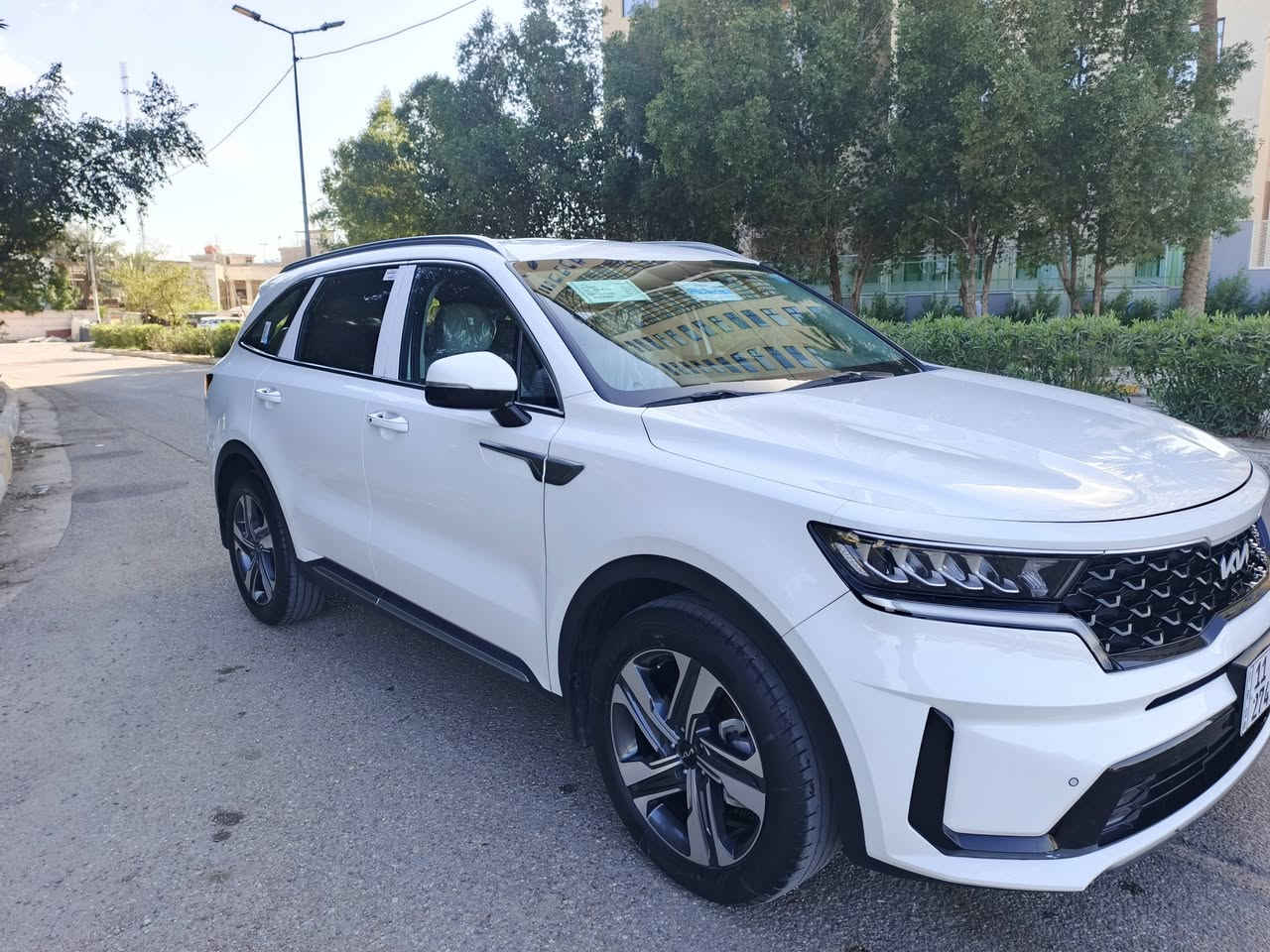 كيا سورنتو 2023  ( خـليـجـي )  شركه دوليه 
مكفوله من الضربه والصبغ  والبارد 
رقم بغداد بسمي ارقام جديده وهزه جديده وسنويه
مواصفات
بصمه
تشغيل عن بعد 
كشنين كهربائي 
باب خلفي كهرباء  
نضام تزحلق ونحدار
نضام بريك ابي اس 
لدات اماميه خلفيه
نضام أوتو هولد 
لايت زنون
هاند بريك دكمه 
حساس امامي خلفي اصلي
شاحن وايرليس
3قطع تبريد
لد امامي بكلايت لد
شاشه كار بلي اصلي 
كروس سرعه شفتات بلستيرن
تحكمات ستيرن
سبعه راكب
ويل كب كروم
بصمه تشغيل وابواب 
6 سلندر  م3500  مامفتوح بلادي
كير مامفتوح بلادي   
ترحيب  
كامره دوارة      
مري شفط    اشاره بالمري 
برادات بلاديه
اربع انظمه قياده  Sport  eco cimfort   smart 
كشافات ضباب رباعي
علامة بالدواسه 
السياره جديده جدا جدا وحاط فديو للتوضيح  مكفوله من الضربه والصبغ والبارد  السياره جديده ماشيه37 الف بعدها بضمان الشركه دوليه
السعر 275$
***********

***********
