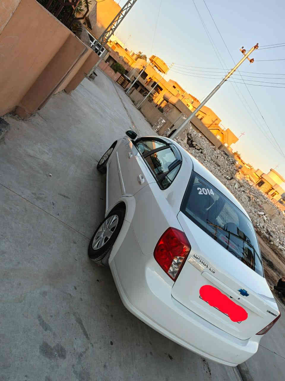 اوبترا 2014
سياره بدون صبغ 
ماشي 140الف 
بيه مكانين بارد فقط 
محرك مفتوح 
*********** الحمدانية, نينوى
