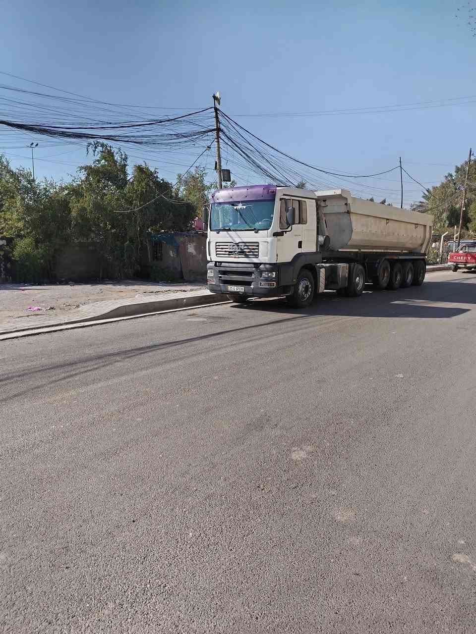 سلام عليكم من رخصت الأدمن المحترم مان تيكه البيع 2004 حجم المكينه 410 كير اتوماتيك شاصي ابو حنيه باجب بطن بلادي رقم سلامنيه اكسن شفت مربوطه راس عربانه ٣ لوحيات بسمي سنويه تنتهي 2027 رقم *********** ومجو وتساب ***********
