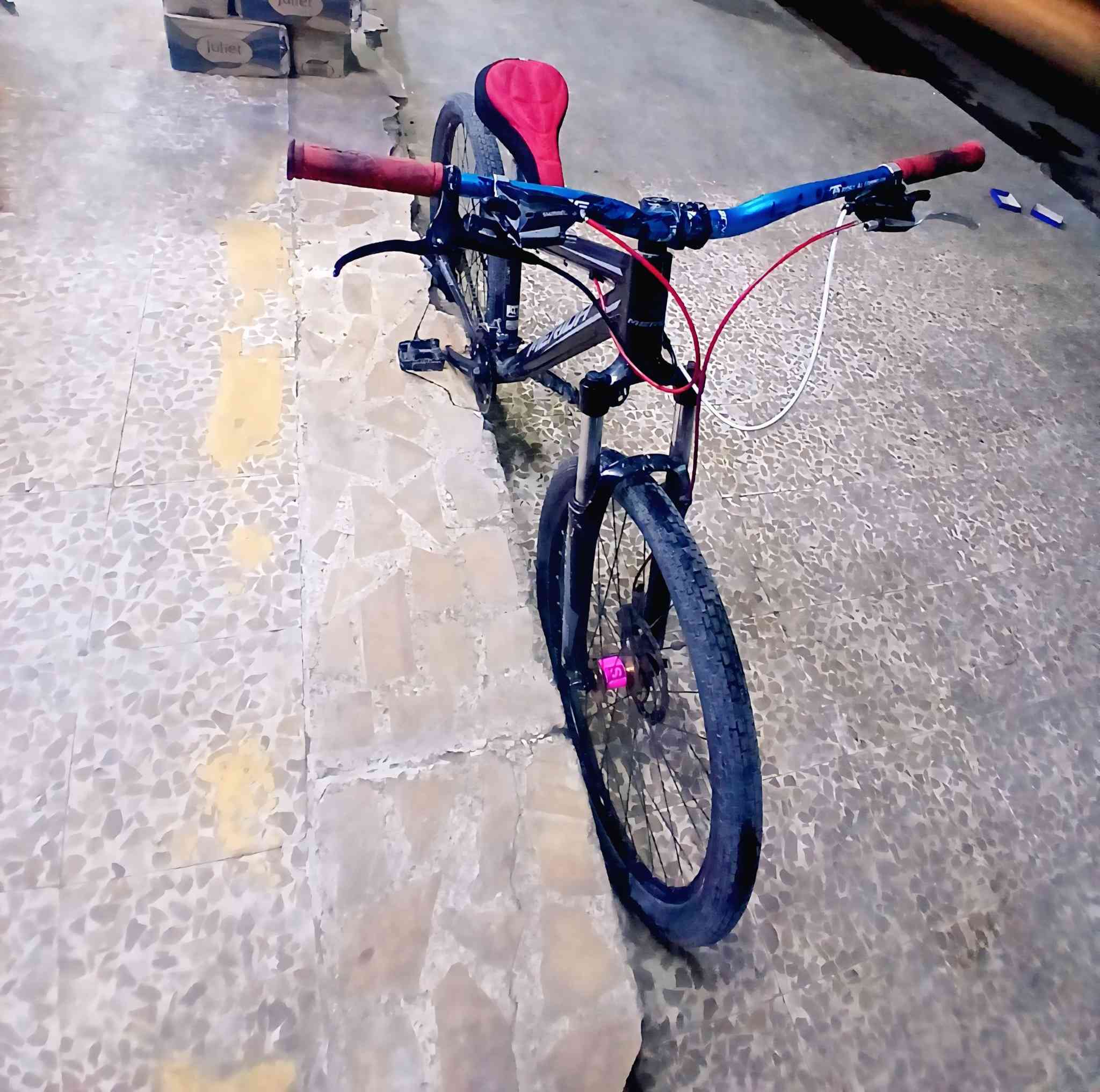 بايسكل جينت للبيع فوك190رايد ال مو شراء لا يعامل
مواصفات👇
ستيرن 90موشم🔥
تايرات مال شركه🔥
اسم شركه ميراد العالميه🔥
بريك هايدرولك خلفي🔥


**إذا كنت صاحب هذا الإعلان وتريد حذفه لأي سبب، رجاءا أرسل رسالة إلى الدعم الفني**