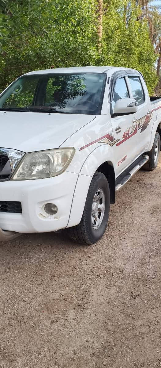 السلام عليكم سيارة البيع بيكم فورويل موديل 2011 
تخم تاير جديد حداديه .
160وبيها مجال ترهم مراوس.
مكانها النجف.السياره 

.

***********

.
‏‪0771 775 2338‬‏
