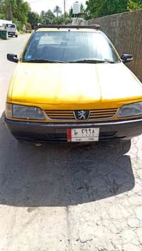 بيجو روى 2009 كامله السعر 19 وبيه مجال  07738047836