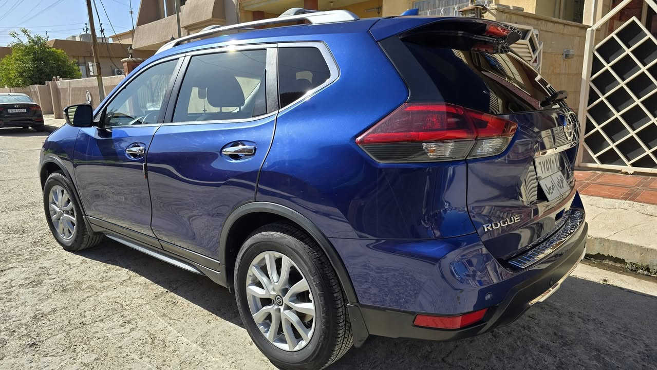 السلام عليكم
نيسان روج للبيع فقط 2019 SV

المكان موصل 

روج SV

جاملغ سكن صبغ

باب سكن تعديل بارد شبر

بدون ايرباك بدون دواخل بدون شاصي

محرك ٢٥٠٠ تنفس طبيعي

*مواصفات*

-كشنات هيتر 

-رادار امامي وخلفي 

-مكابح الطواريء 

-كامرة تحديد مسار تثبيت سرعة

-بلاجكتور

-كشن سائق كهرباء

-صندوق كهرباء 

-بصمة تشغيل 

-أبواب بصمة وتشغيل عن بعد

السعر اكتب تم ويوصلك او اتصل ***********
