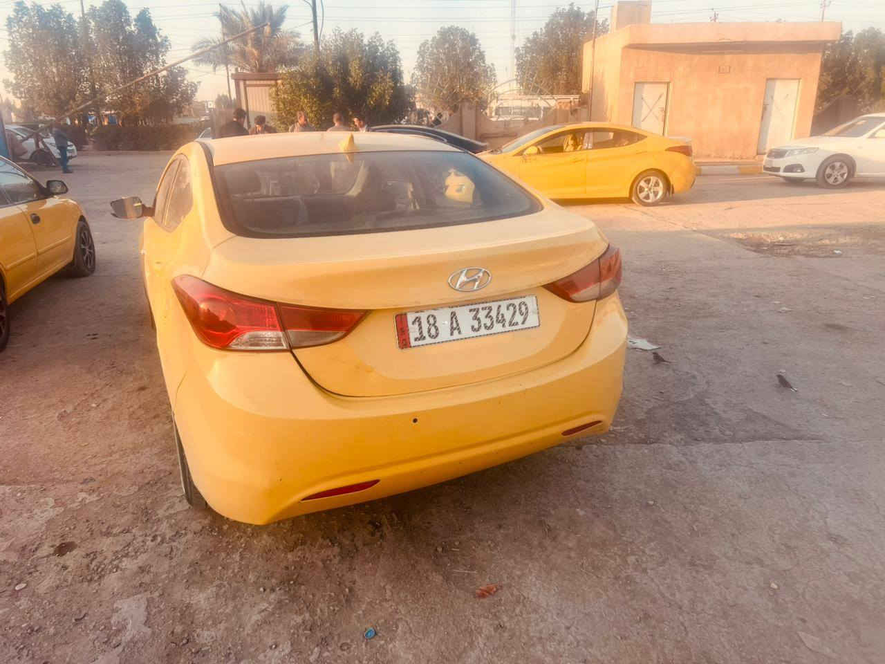 السلام عليكم النترا للبيع او مراوس بنترا خصوصي عنوان بابل السعر 105 وبيها  ***********
