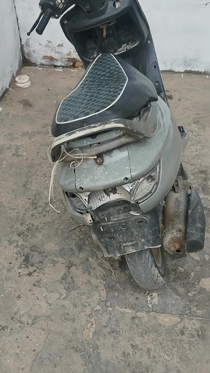 السلام عليكم درجه للبيع السعر 300 وبيها مجال


**إذا كنت صاحب هذا الإعلان وتريد حذفه لأي سبب، رجاءا أرسل رسالة إلى الدعم الفني**