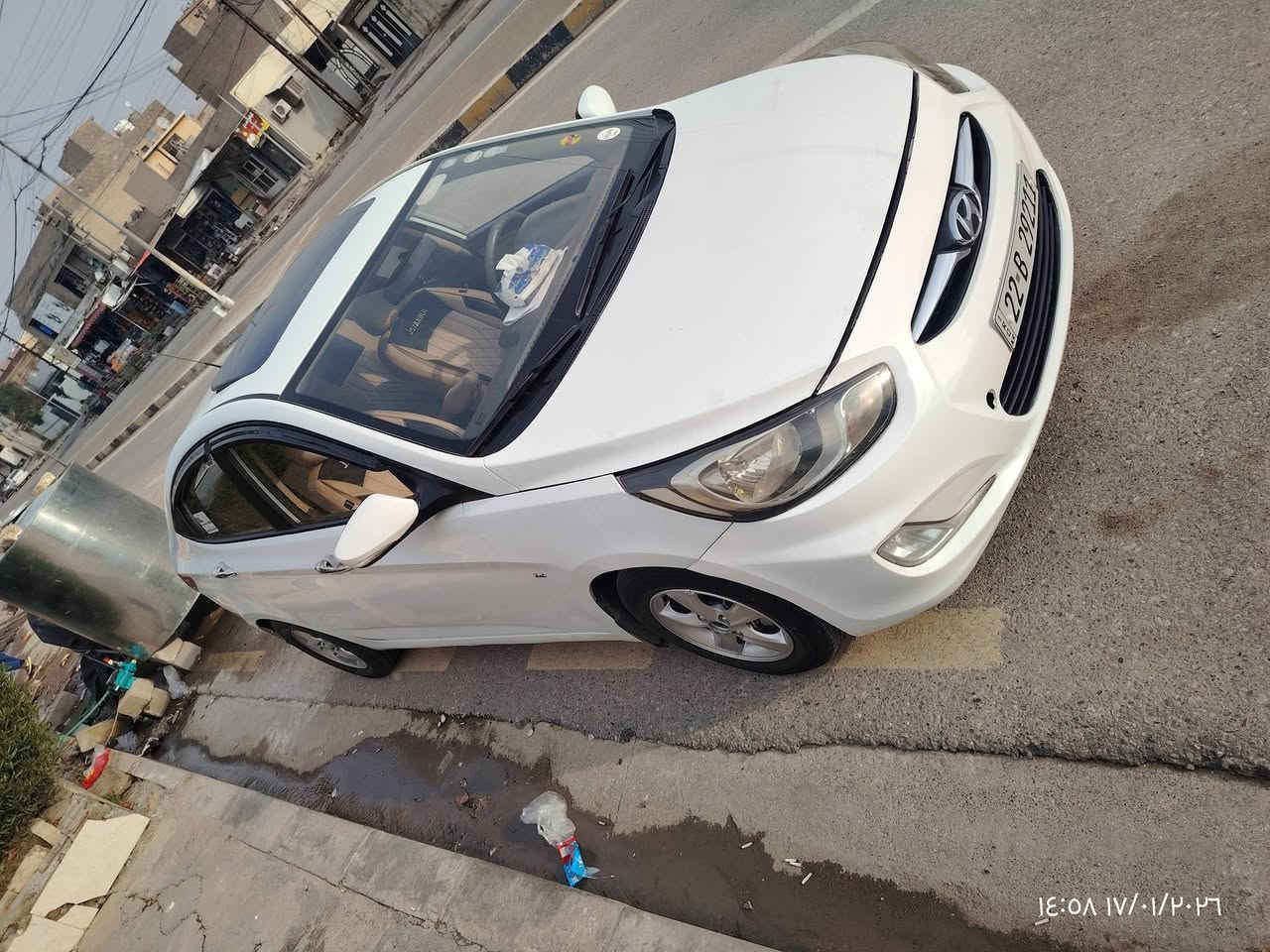 سلام عليكم اكسنت موديل 2011 فول مواصفات أرقام وهزة وسنويه جديد مكينه وكير شرط تبريد مكينة ١٦ دوش صبغ باب خلفي شرط التحويل للاستفسار *********** موصل القادسية واتساب سعر 102ومجال بسيط
