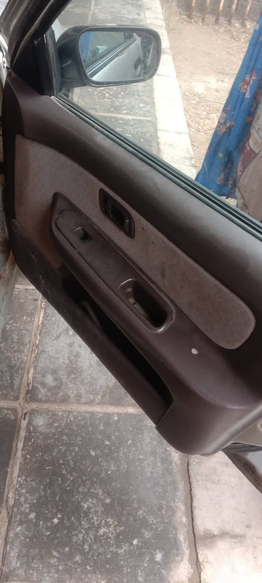 سلام عليكم شباب عندي نيسان سني ياباني للبيع أو مراوس موديل 94 رقم بصره السعر 30 وبيعه مجال قليل رقم الهاتف ***********
