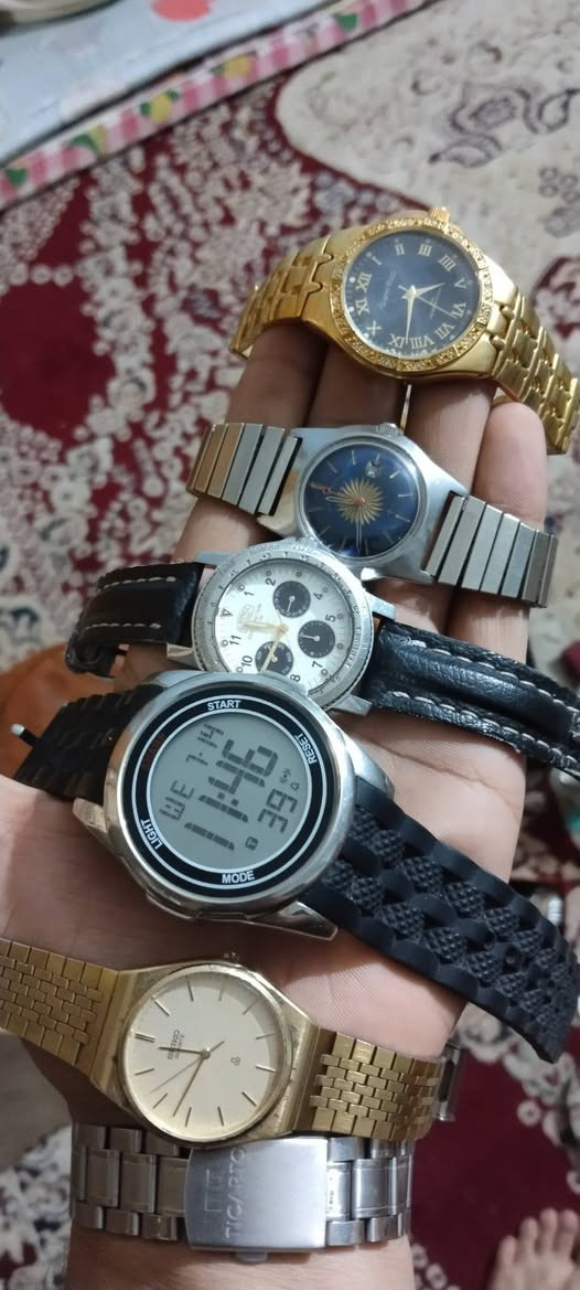 🏅 شلع فقط القطعه 15 بدون احراج🏅 اخوان 21 قطعه مشكل فنتج وتكويك وبطاريه وشاشه لمس كله اصلي قديم فقط 2 فنتج واكفات الباقي شغال 
متوفر توصيل انحاء العراق⚡


**إذا كنت صاحب هذا الإعلان وتريد حذفه لأي سبب، رجاءا أرسل رسالة إلى الدعم الفني**