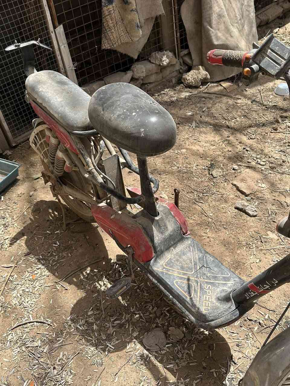 سلام عليكم باسكل شحن للبيع كله شغال ناقصه بس بطاريات سعر100وبي مجال مكانيّ كربلاء رقم ***********

