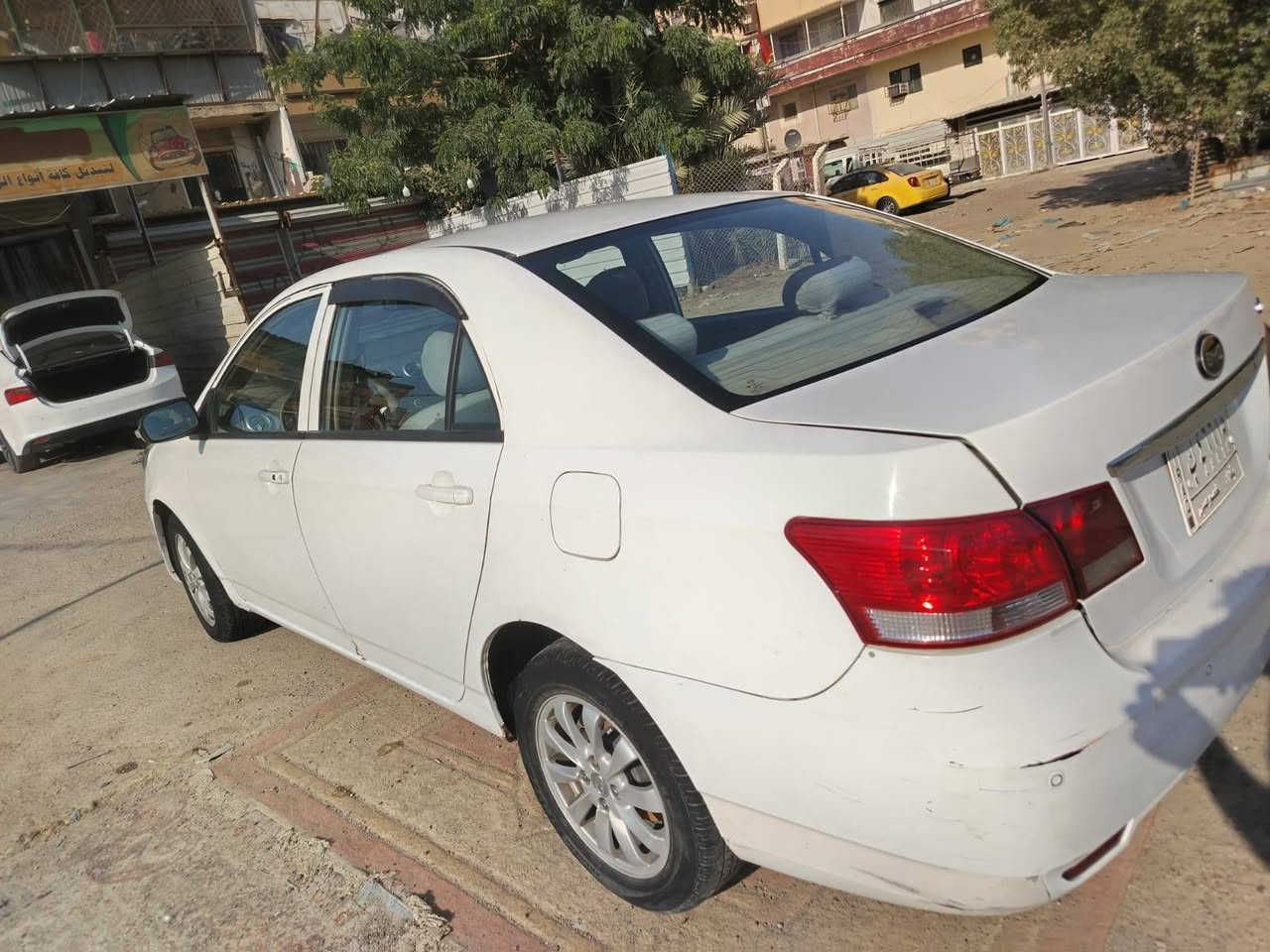 G3..
موديل 2016 كفالة من الصبغ والضربة ماعدا طخات بسيطة جداً 
كير ياباني بيكاتشو 
محرك ياباني بيكاتشو 
تبريد ثلج 
دواخل جديدة 
سيارة جاهزة للجناي 
السعر 53 وبيها مجال للطيبين 
الدورة حي الصحة
***********
